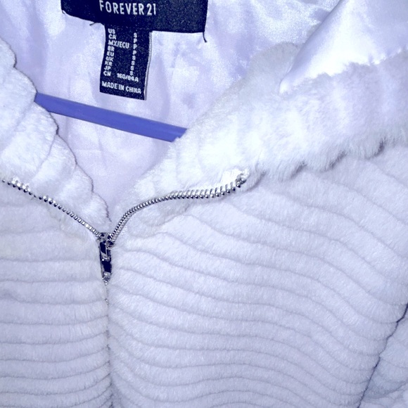Forever 21 Lavender fuzzy hooded jacket, Size Small - Picture 2 of 6